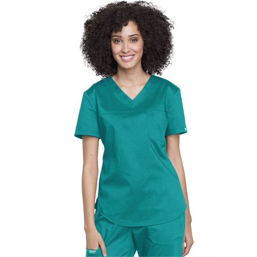 Tuckable V-Neck O.R. Top